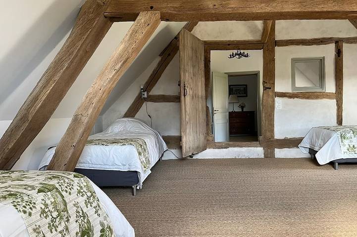 Gîte pour 7 personnes, avec jardin à Montbouy - 4