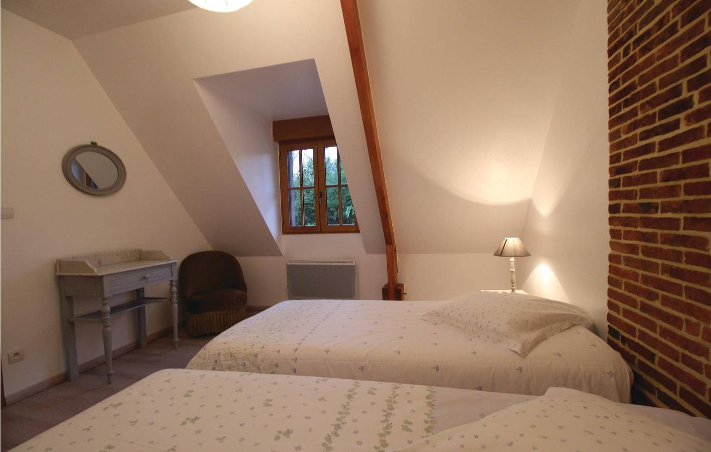 Appartement Le Bourg-Dun : Parking, TV, Pêche, Internet (75sqm) in Le Bourg-Dun, Région de Dieppe
