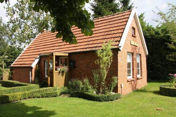 Ferienhaus für 2 Personen, mit Garten und Terrasse, mit Haustier in Filsum