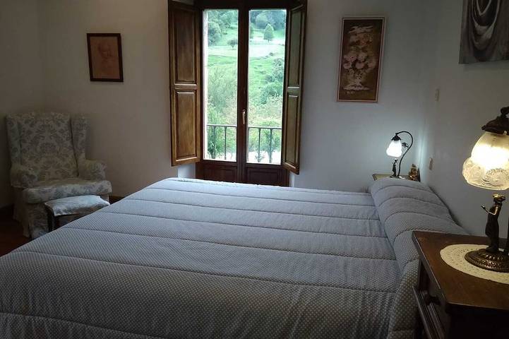Casona Típica Montañesa En Picos De Europa (Potes) Con Jardin Privado in Camaleño, Cordillera Cantábrica