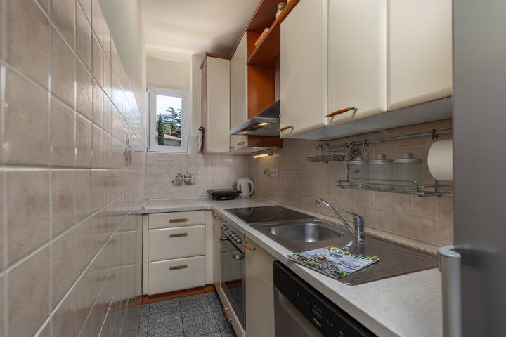 Ferienwohnung für 4 Personen, mit Balkon und Meerblick in Rijeka - 4