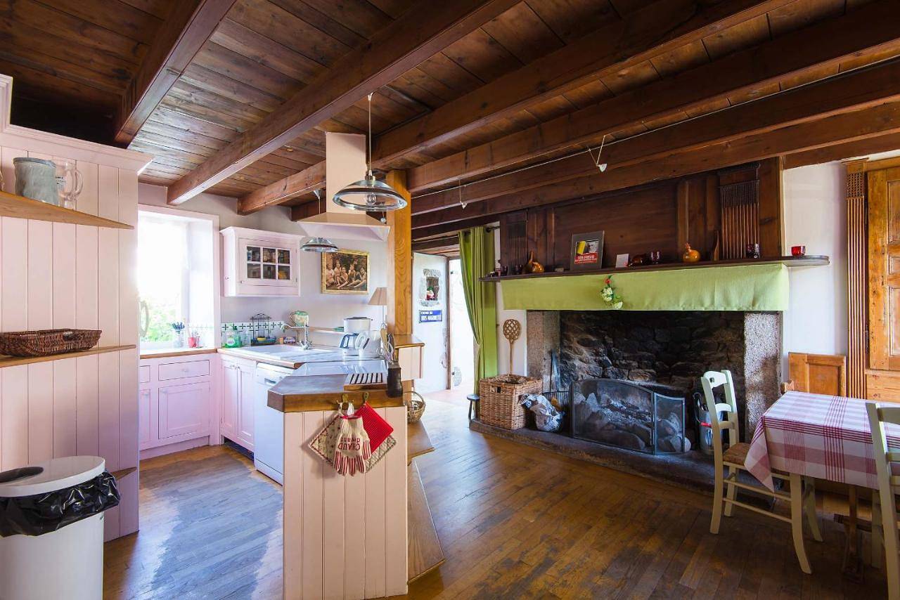 Five-Bedroom House in Cosqueville, Vicq-sur-Mer