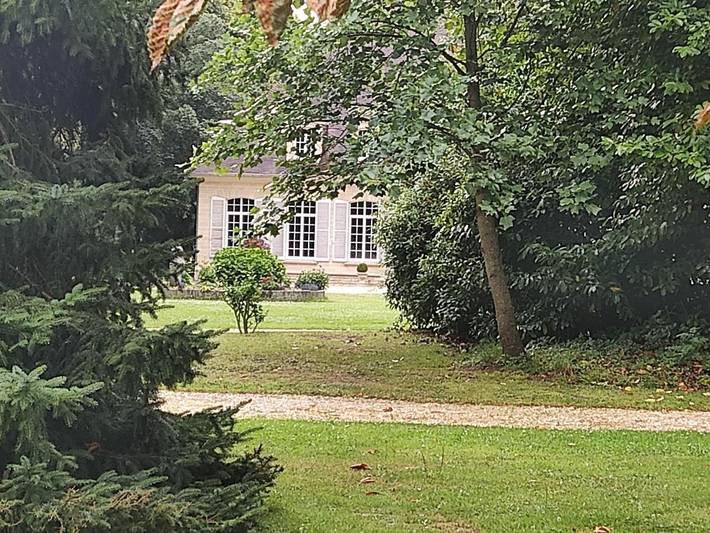 Chambre d’hôte pour 2 personnes, avec terrasse ainsi que jardin et vue
