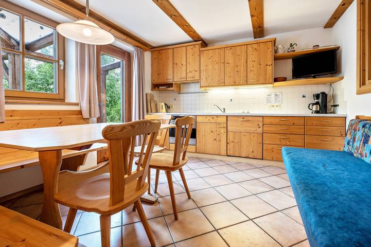 Entire apartment, Apartment "Lindenhof 8" with Shared Garden & Wi-Fi in Dörfl, Vintl