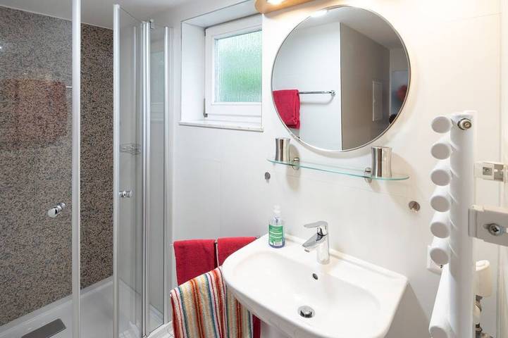 Ferienwohnung für 2 Personen, mit Sauna und Pool sowie Garten in Bad Dürrheim - 3