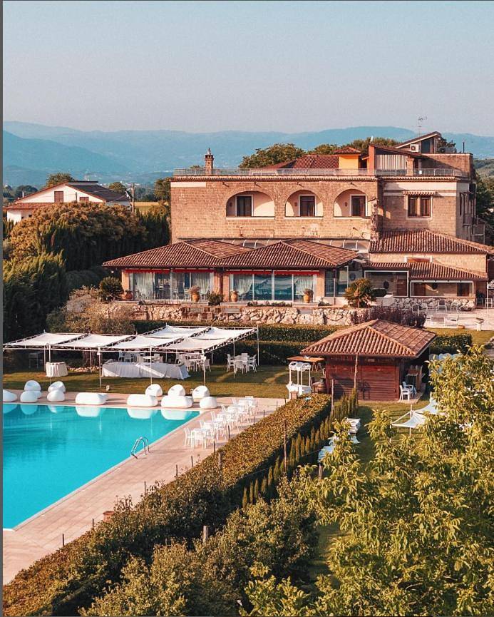 Casa vacanza per 3 persone, con panorama e giardino nonché piscina e sauna, con animali domestici in Provincia di Benevento