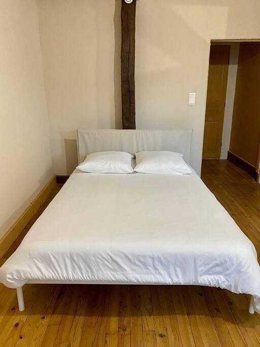 Appartement entier, One-Bedroom Apartment in Cusset, Région de Vichy