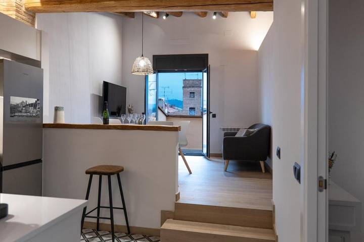 Gîte pour 4 personnes, avec terrasse et vue à Vic - 2