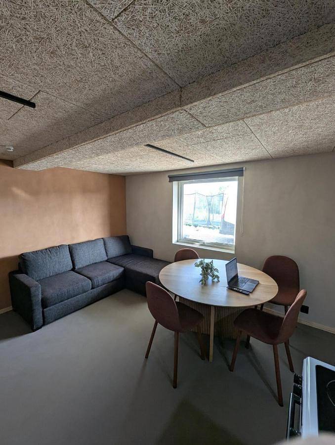 Gîte pour 4 personnes, avec terrasse ainsi que jardin et vue à Leknes - 2