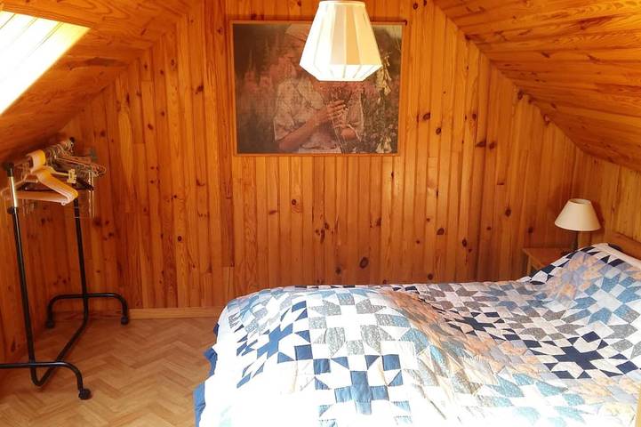 Gîte pour 6 personnes, avec terrasse et jardin à Picherande - 4