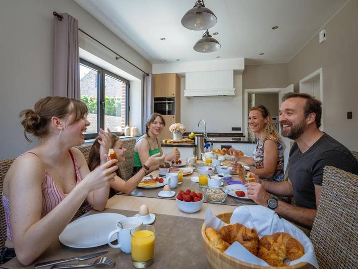 Location de vacances pour 6 personnes, avec vue ainsi que jardin et sauna à Gingelom - 3