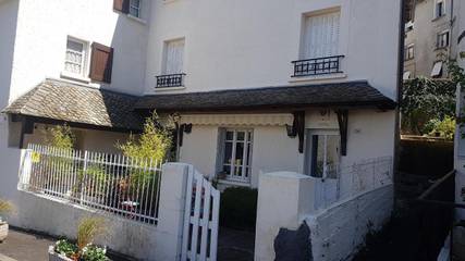 Gîte pour 4 personnes, avec terrasse à Mur-de-Barrez