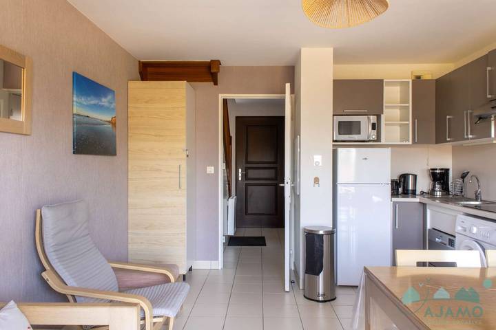 Gîte pour 6 personnes, avec piscine dans Golf Club des Sables d'Or