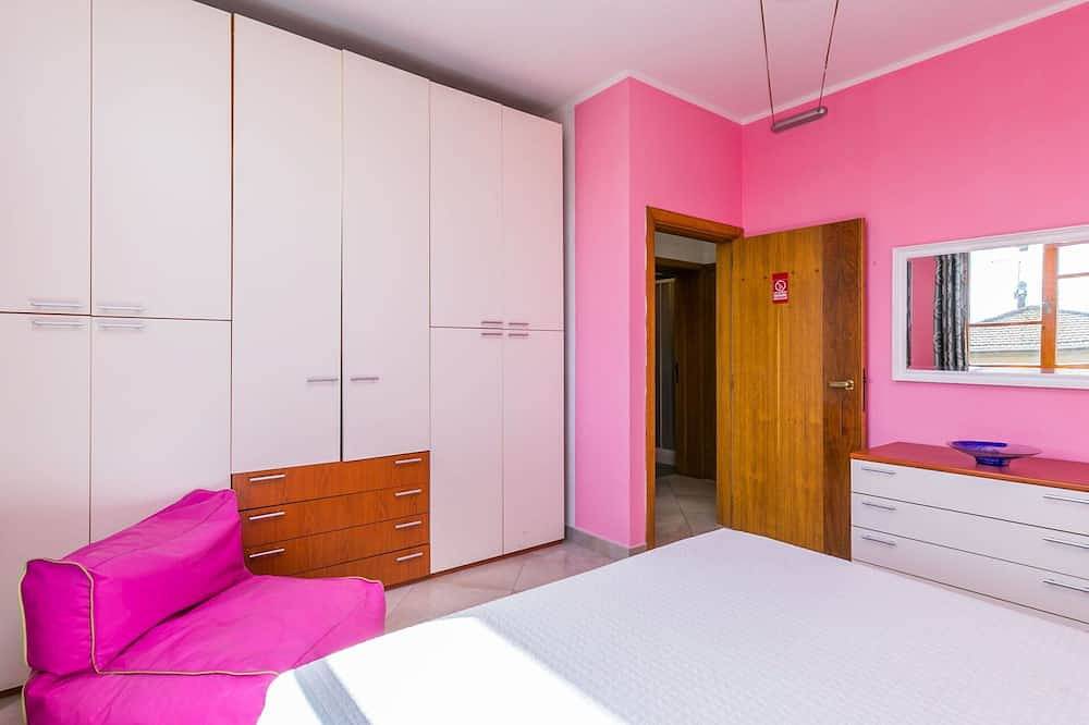 Appartamento intero, Elegante appartamento per 2 ospiti con Wifi, Tv, terrazza e animali ammessi in Rosignano Solvay, Costa degli Etruschi