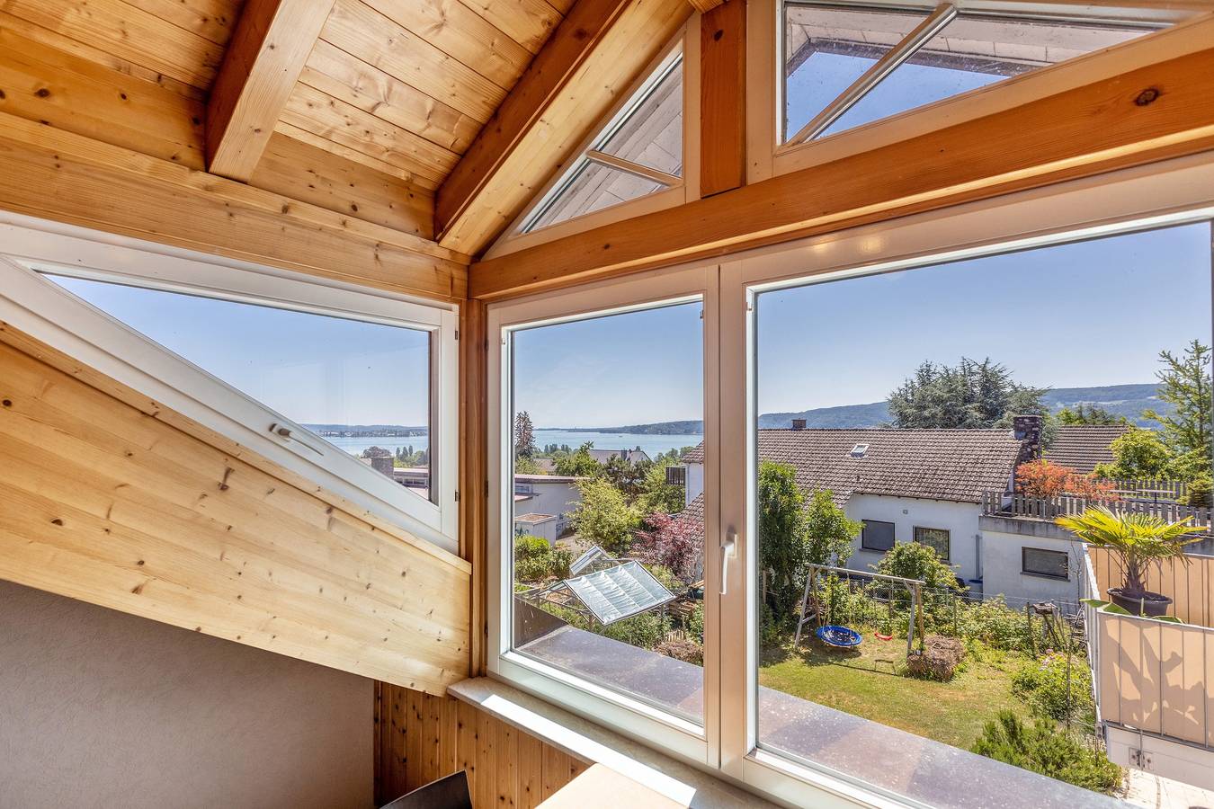 Ganze Wohnung, Gemütliche Ferienwohnung "Sonnenuntergang" am Bodensee mit Seeblick & Wlan in Gaienhofen, Untersee