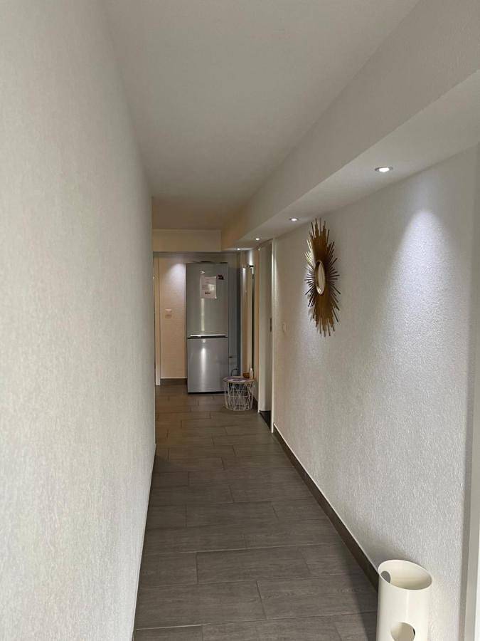 Ganze Wohnung, Two-Bedroom Apartment in Plancemont, Val-de-Travers