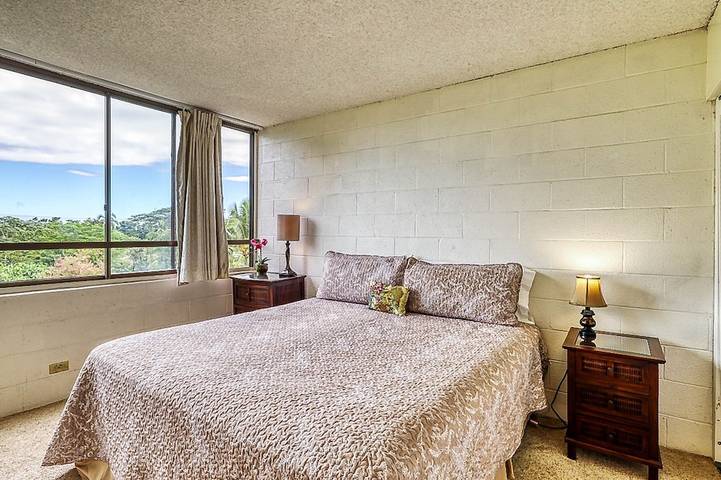 Vacation rental for 4 people, with balcony and pool in Hilo