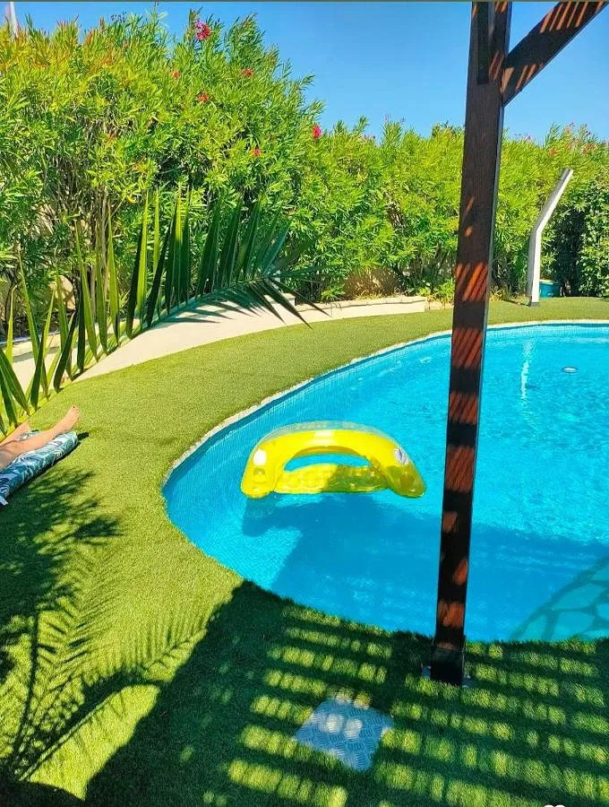 Casa de vacaciones para 4 personas, con jardín además de piscina y vistas - 1