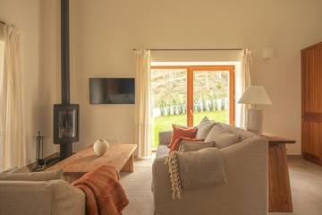 Casa rural para 4 personas, con jardín y vistas en Valle del Miera