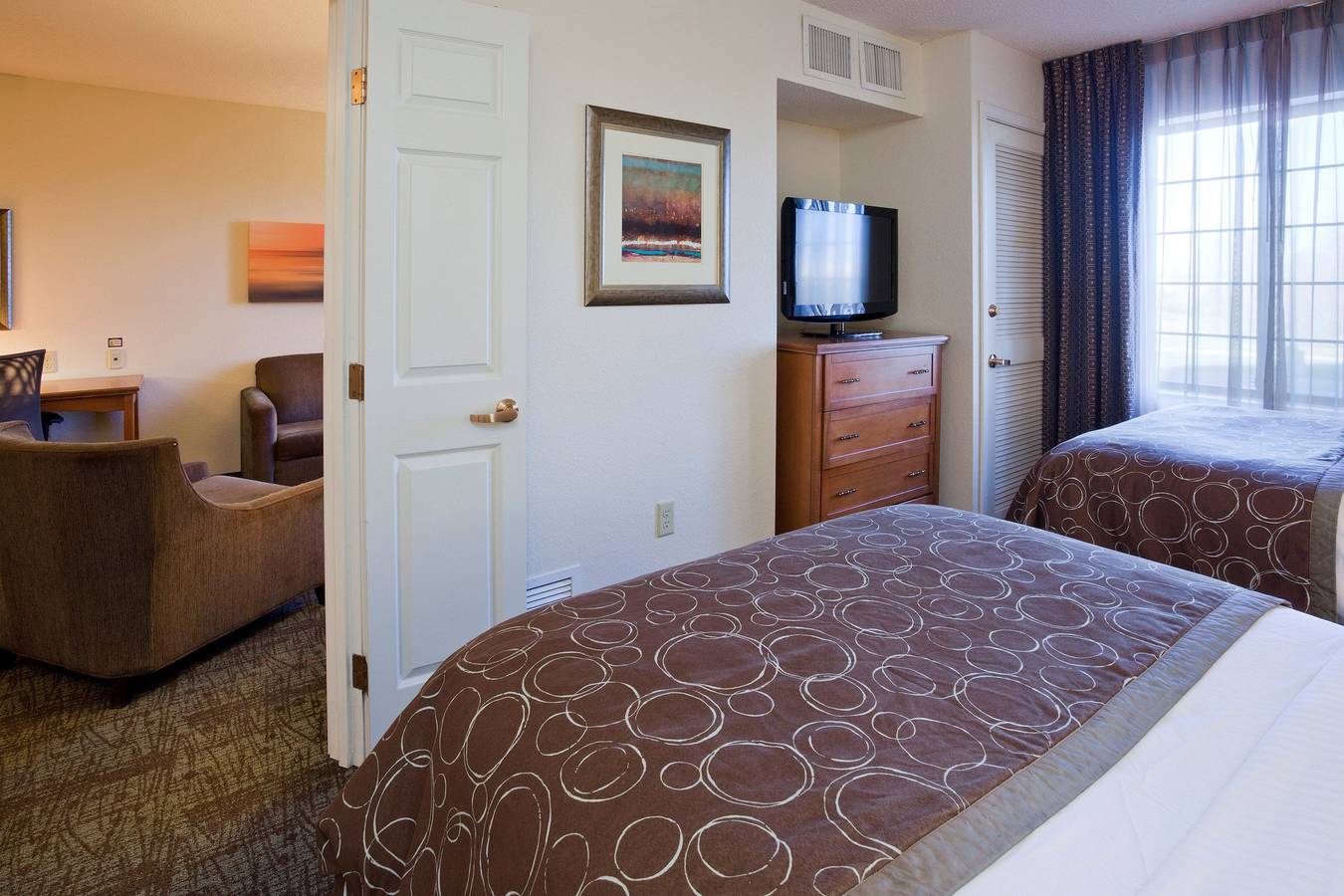 Entire apartment, Candlewood Suites Eagan Airport South - Mall Area in Eagan, Dakota County