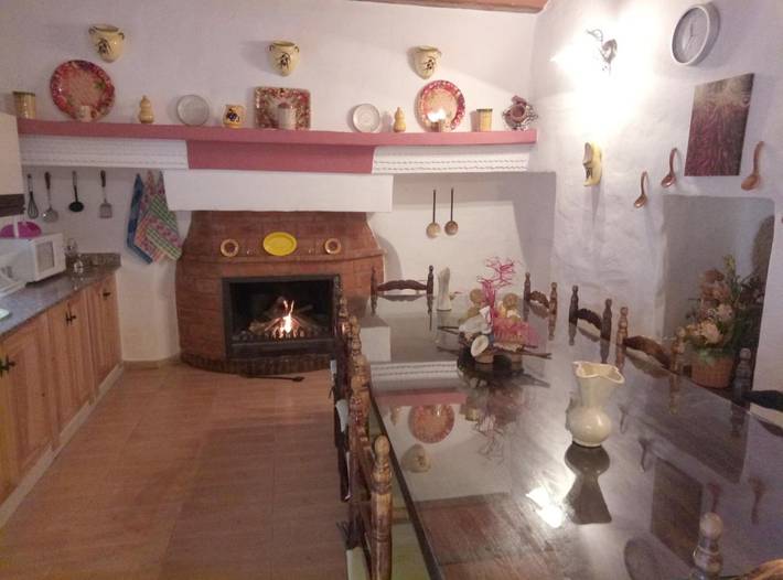 Casa rural para 12 personas, con Terraza además de Piscina y Vistas en Pozo Alcón