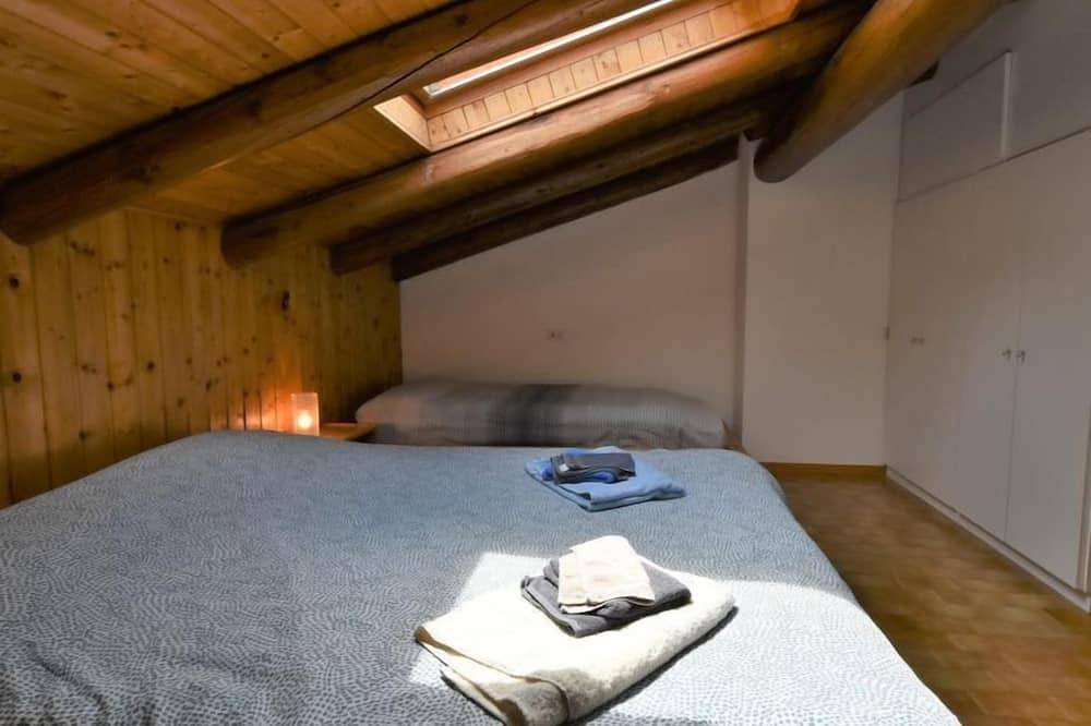 Entire apartment, Nido dello Stelvio by Interhome in Ponte di Legno, Stilfser Joch National Park