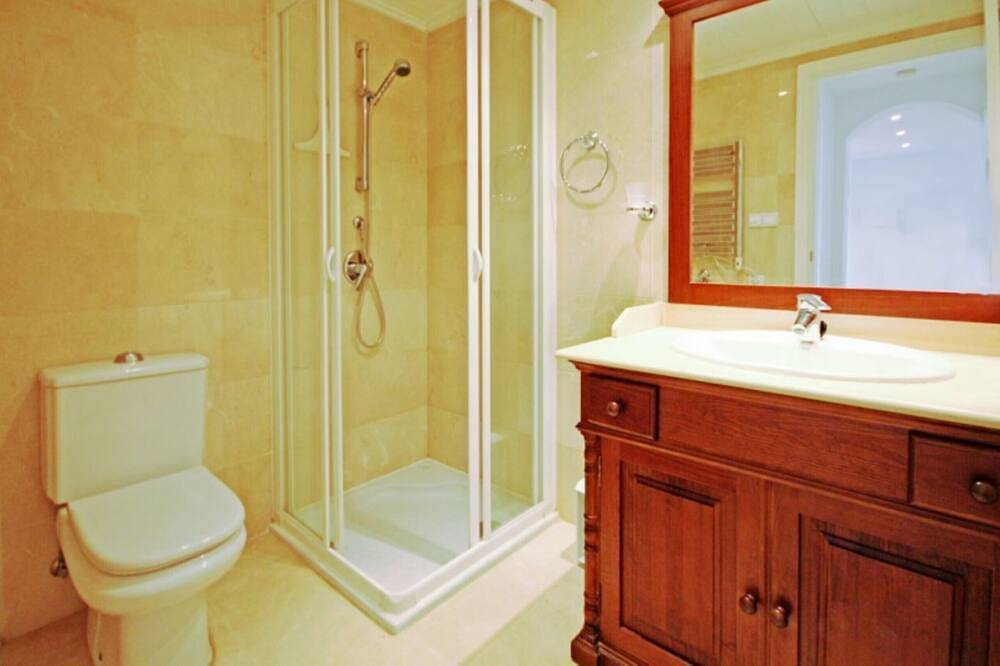 Entire apartment, Garden apt in La Torre, Los Arqueros Golf Club in Los Arqueros Golf and Country Club, Benahavís