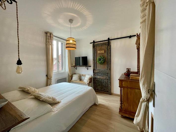 Location de vacances pour 6 personnes, avec jardin et terrasse dans Eglise Fortifiee De Saint Cirq Lapopie - 4