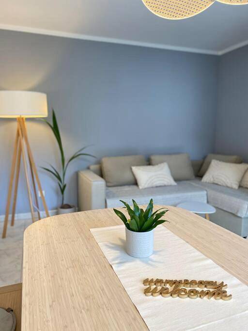 Ganze Wohnung, Traumurlaub Westcoast Ammersee 7 Gehminuten zum See in Schondorf, Ammersee