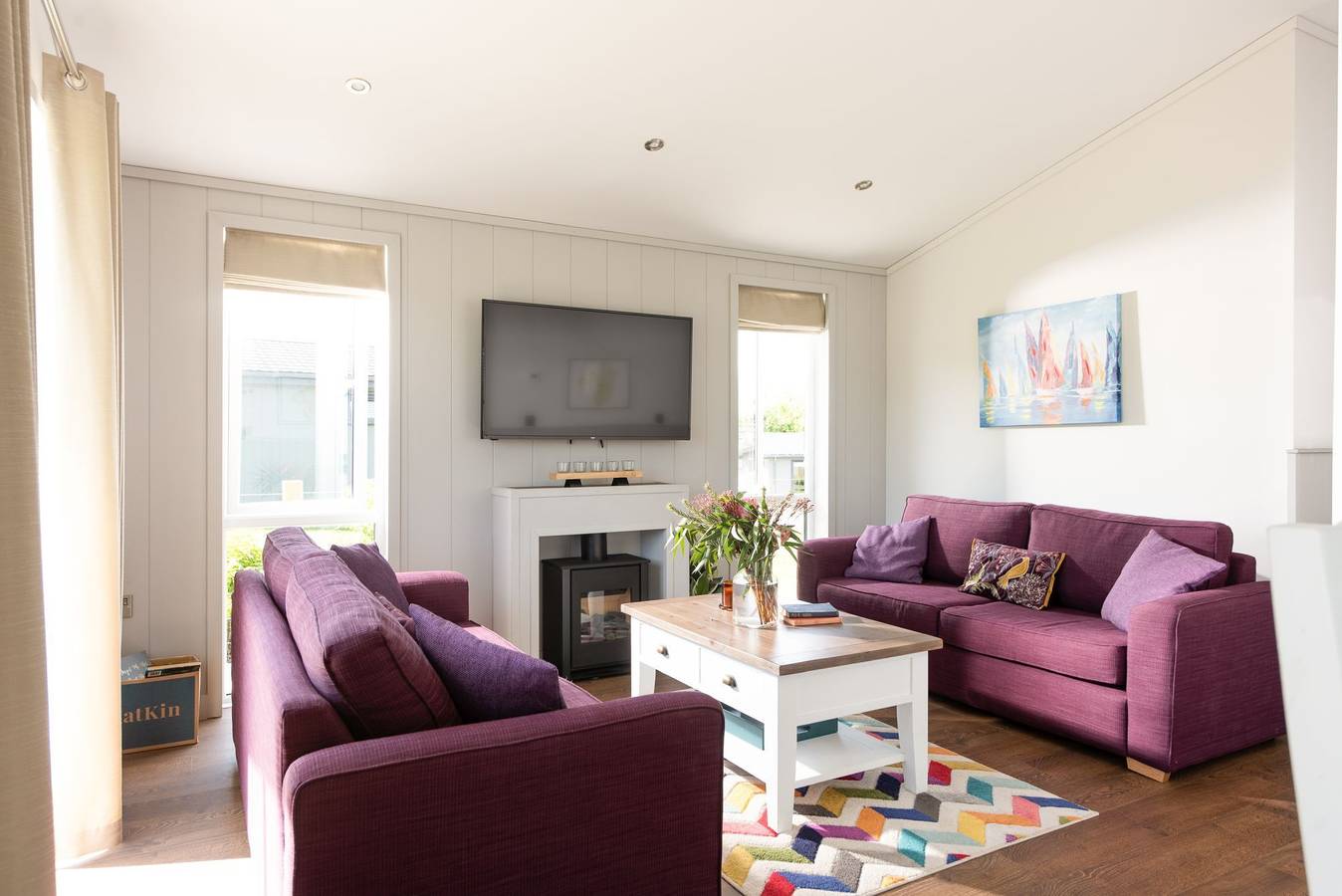 Forget Me Not Lodge, 4 Roadford Lake Lodges in Broadwoodwidger, Devon