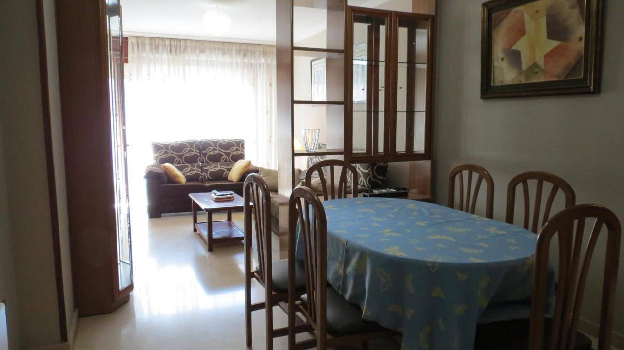 Appartement entier, Piso Cantoarena in Marín, Rías Baixas