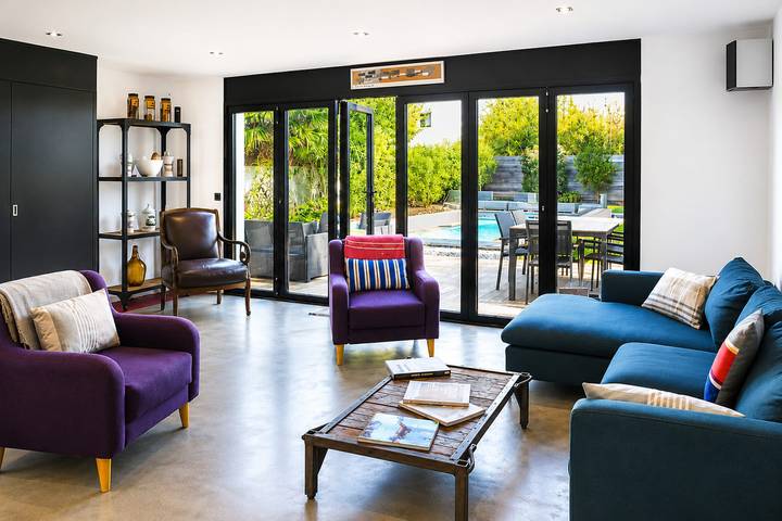 Maison de vacances pour 11 personnes, avec Terrasse ainsi que Jardin et Piscine en Charente-Maritime - 2