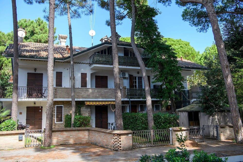 Wunderschönes Haus mit 5 Schlafzimmern in Marina. in Marina Romea, Ravenna Provinz