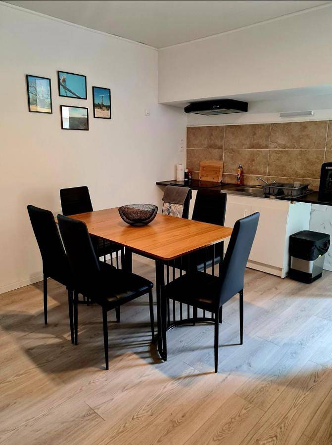 Gîte pour 5 personnes, avec terrasse, animaux acceptés à Stenay