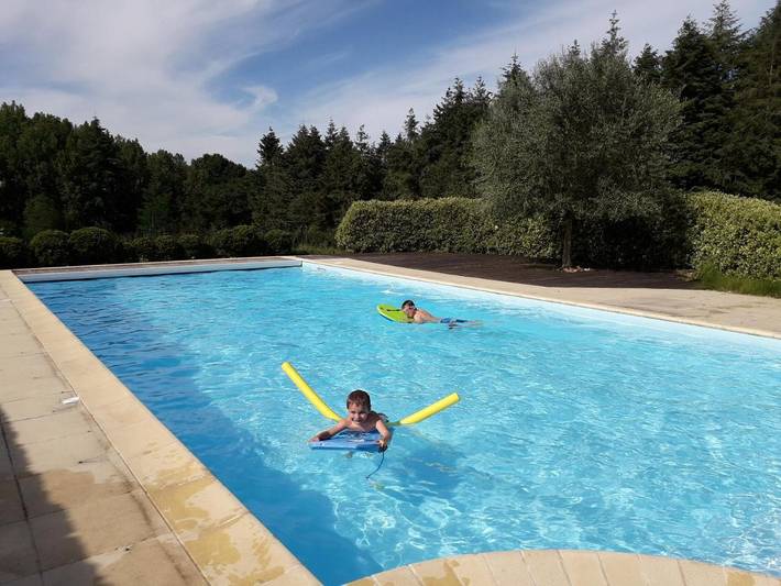 Location de vacances pour 2 personnes, avec jardin ainsi que piscine et vue à Locoal-Mendon - 3