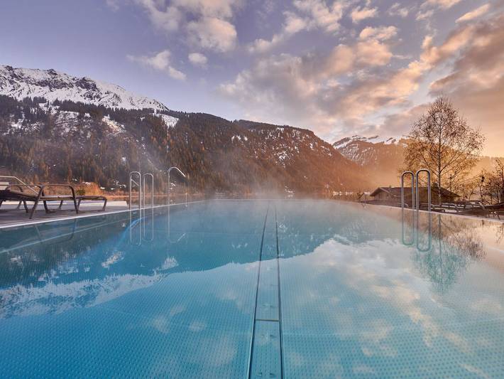 Hotel für 2 Personen, mit Balkon und Terrasse sowie Garten und Pool am Haldensee - 4