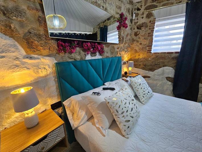 Chalet para 3 personas, con Balcón y Jacuzzi además de Terraza y Jardín en Provincia de Cáceres - 4