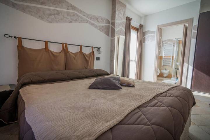 Chambre d’hôte pour 2 personnes, avec vue et jardin, animaux acceptés à Aoste - 4