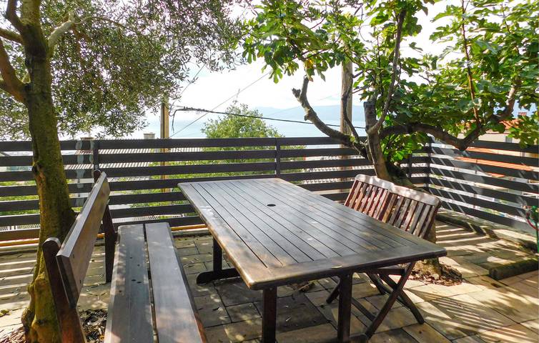 Ferienhaus für 2 Personen, mit Terrasse und Ausblick in Rijeka - 2
