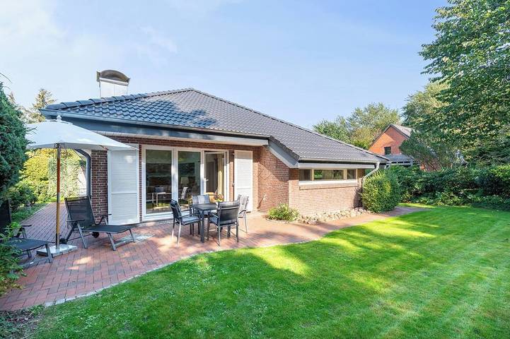 Bungalow für 4 Personen, mit Terrasse und Garten