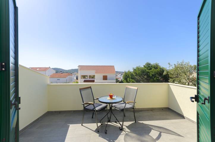 Ferienwohnung für 2 Personen, mit Garten und Ausblick sowie Terrasse, mit Haustier