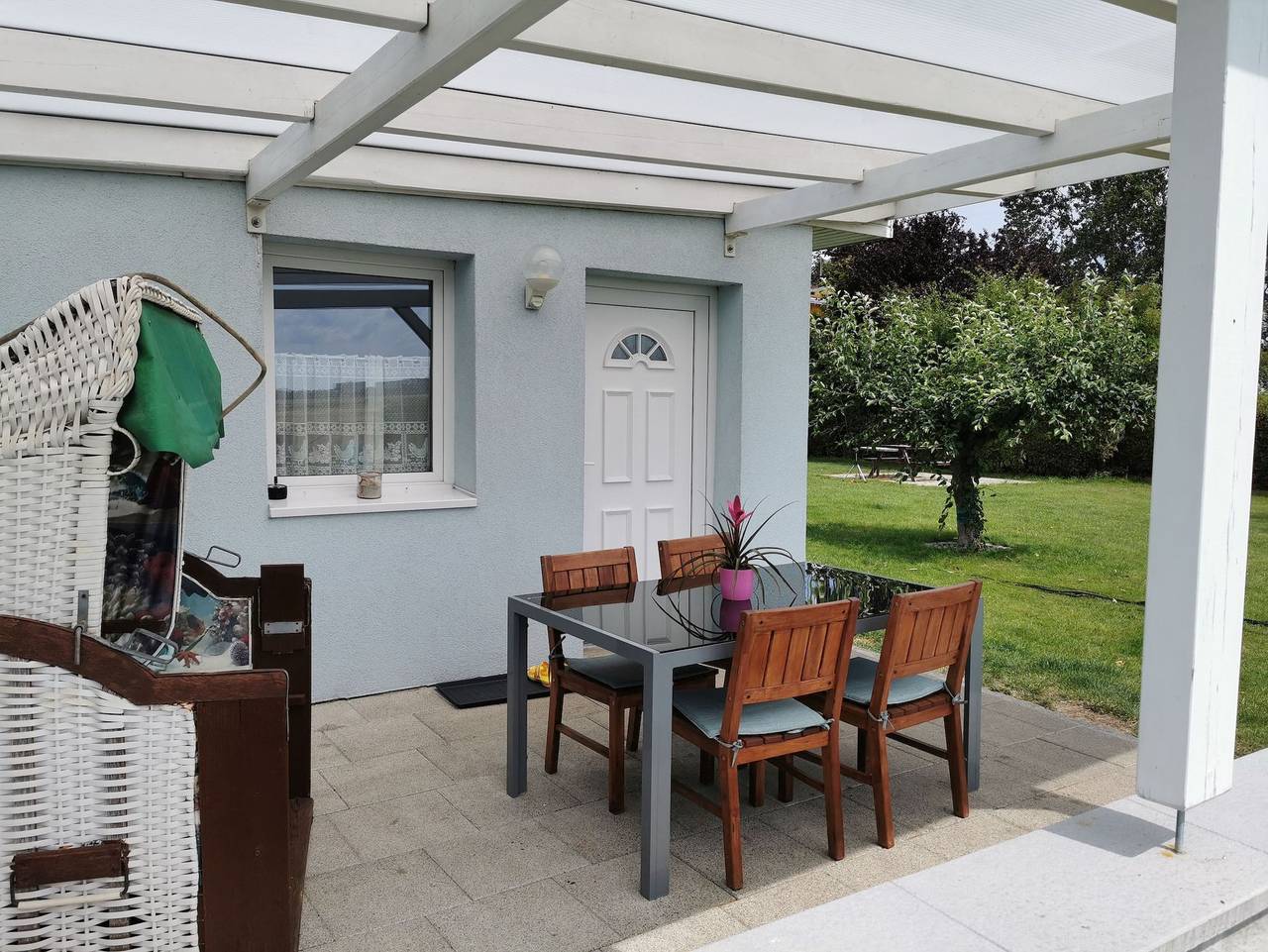 Ganze Wohnung, Bungalow mit Terasse 4 Pers. - Bungalow mit Terasse 4 Pers. in Warnow - West, Rostock und Umgebung