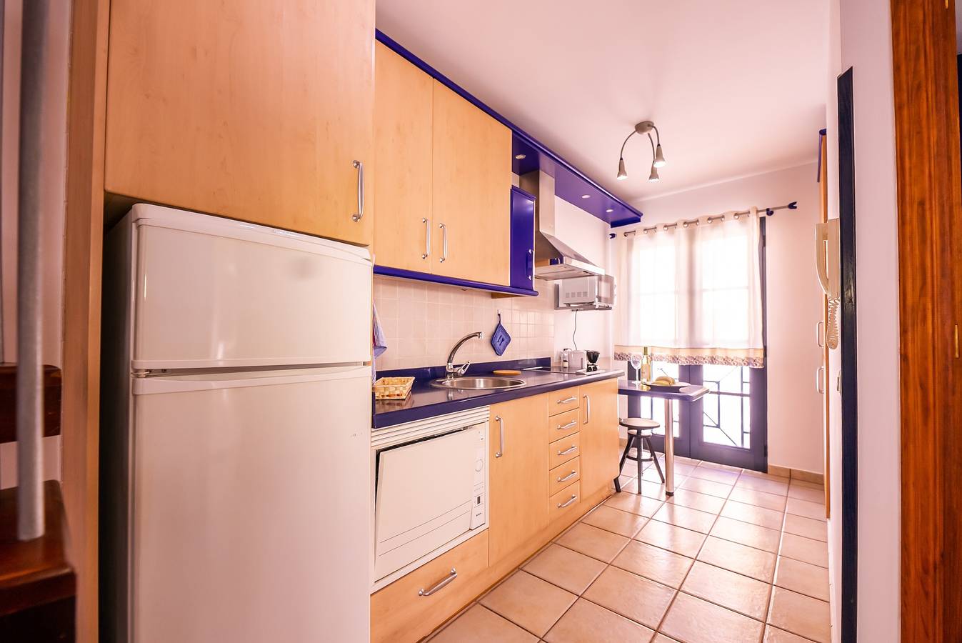 Apartamento entero, Apartamento 'Nautilus 6' con vistas al mar, terraza privada y Wi-Fi in Puerto Naos, Los Llanos de Aridane