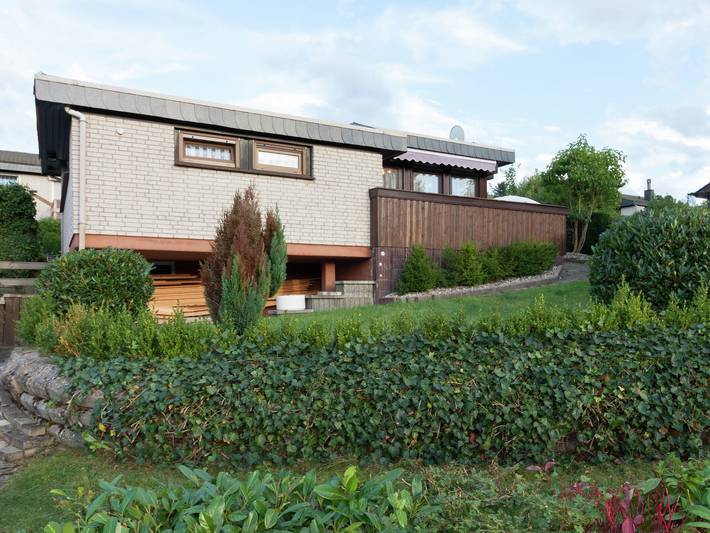 Ferienhaus für 5 Personen, mit Terrasse und Garten in Meschede