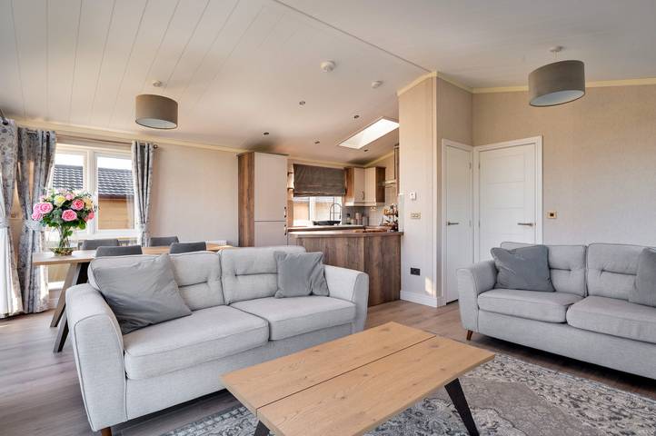 Pembroke Luxury Lodge in Bourn (Cambridgeshire), Cambridgeshire