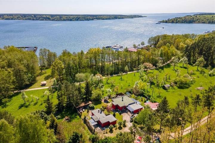 Ferienhaus für 2 Personen, mit Terrasse in Waren (Müritz)