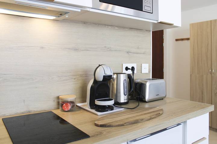 Ganzes Studio, Studio für 2 Personen mit Balkon in Bagnolet, Seine-Saint-Denis
