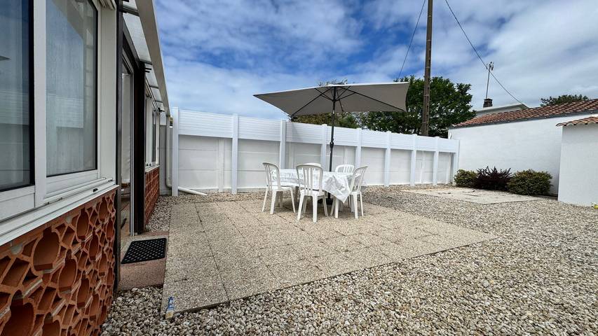 Location de vacances pour 6 personnes, avec jardin et terrasse dans Plage des Demoiselles - 4