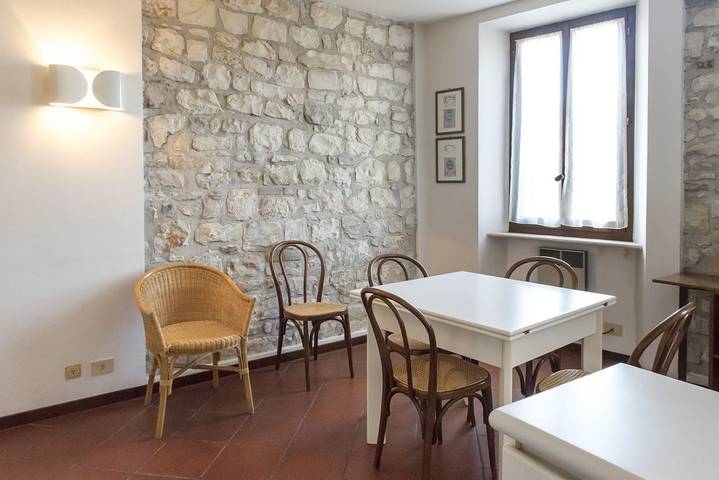 Appartamento intero, S159 - Sirolo, monolocale nei vicoli in Sirolo, Riviera del Conero