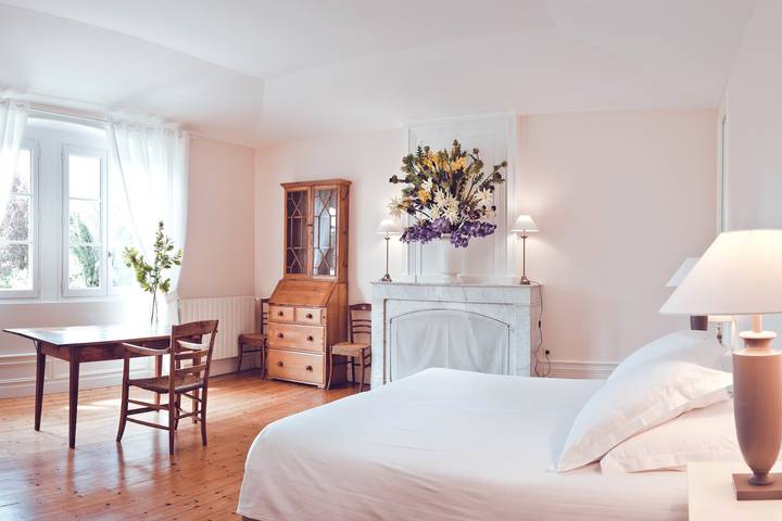 Gîte pour 14 personnes, avec piscine à Divajeu - 4